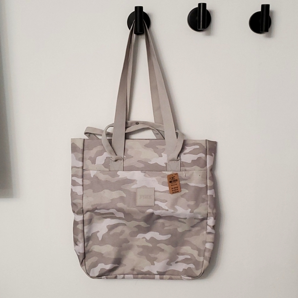 NWT VS Pink camo bag
